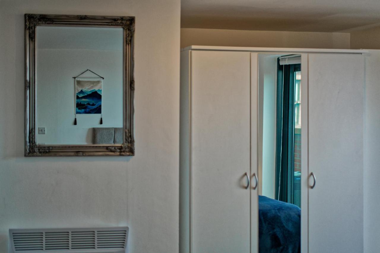 Sidemersey Livings- Convenient 1-Bedroom Flat With A View, Central Liverpool Luaran gambar